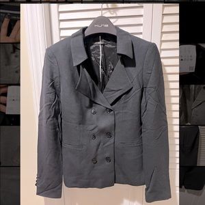 HUGO BOSS suit and skirt - only used 2 times.